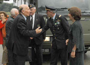 9360.jpg (2776811 byte)