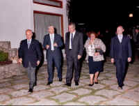 uscita.jpg (414337 byte)