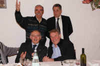 001.jpg (364775 byte)