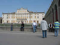 IMG_1198.JPG (1375639 byte)